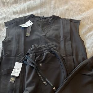 Starwars Navarro figs set scrubs